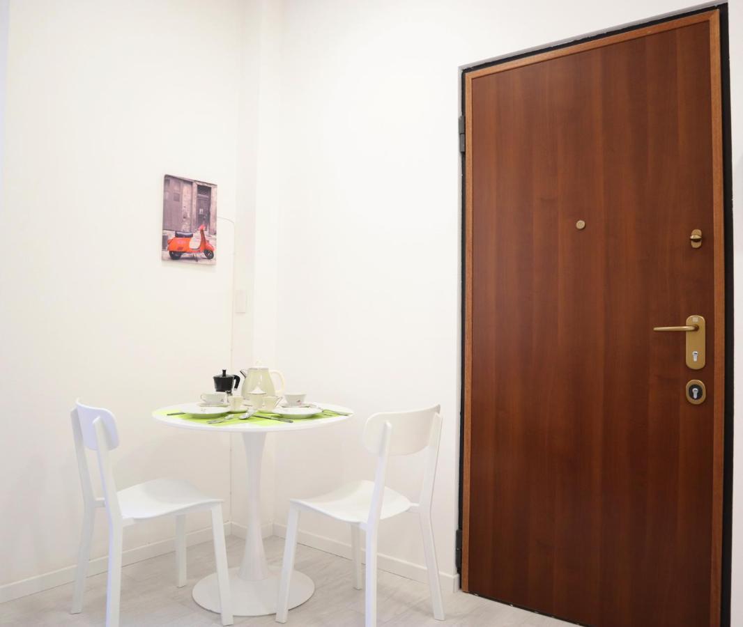 밀라노 Navigli Tiny Bright House 아파트 외부 사진